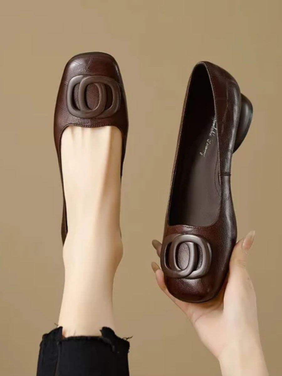 Hollis | Erin Leather Square-Toe Flats