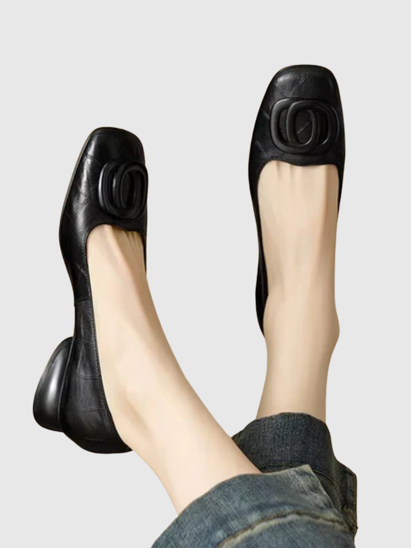 Hollis | Erin Leather Square-Toe Flats