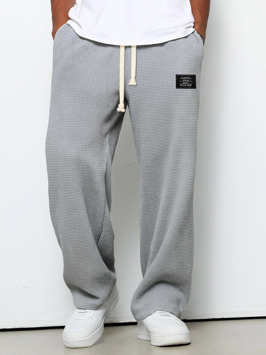 Men's gray relaxed wide-leg drawstring pants